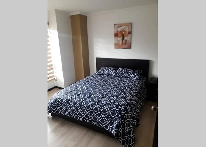 Moderno departamento 3B en Condominio La Victoria